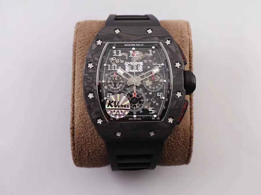 White sports watch presented for winter celebrationsslider_item_1